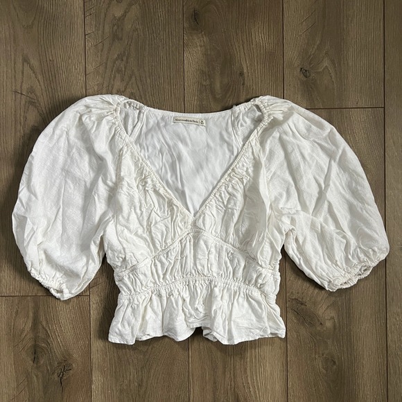 Abercrombie & Fitch Tops - Abercrombie and Fitch Womens Medium White Balloon Puff Sleeve